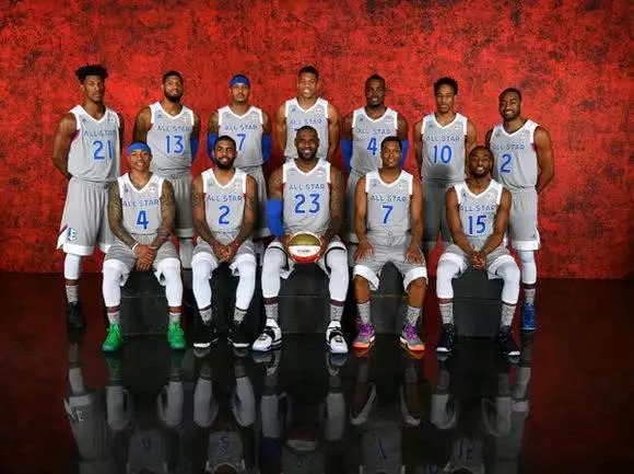 勇士敲响了 勇士敲响了