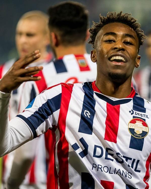 而仅仅凭借 而仅仅凭借