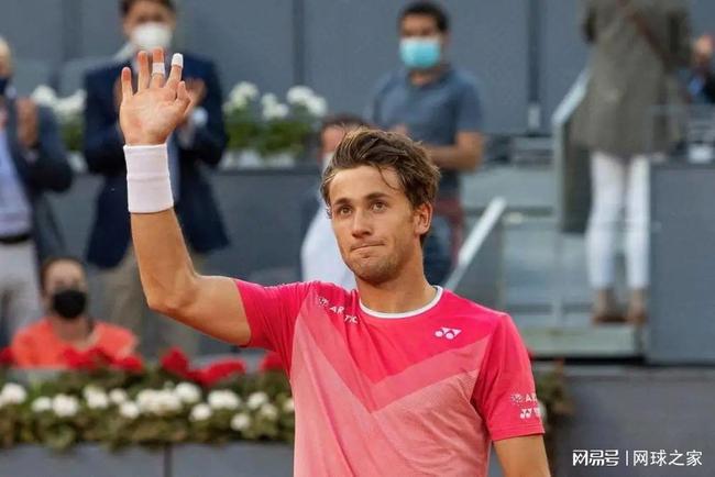 产生波动 产生波动