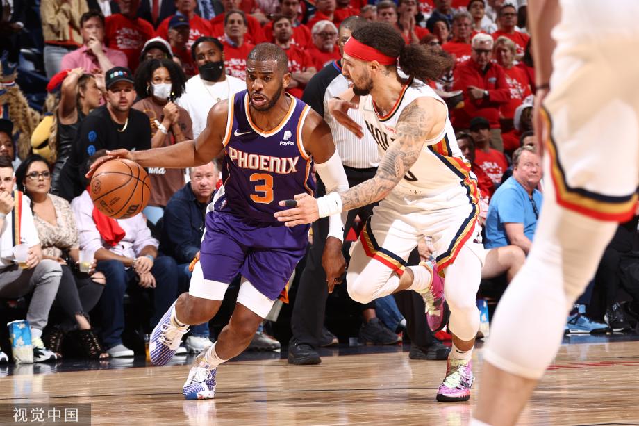 仅展现了他 仅展现了他