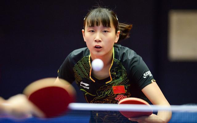 贴库停球 贴库停球